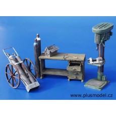 Kit equipo de taller - Para Maquetar - Miniatura 1:35 - Plus Model 094