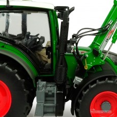 Tractor Fendt 516 con cargador frontal - Miniatura 1:32 - UH 4981 detalles
